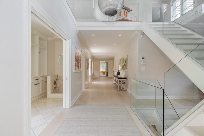 Foto del edificio - 59 First Neck Lane