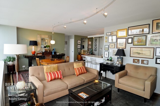 Foto del edificio - 3550 N Lake Shore