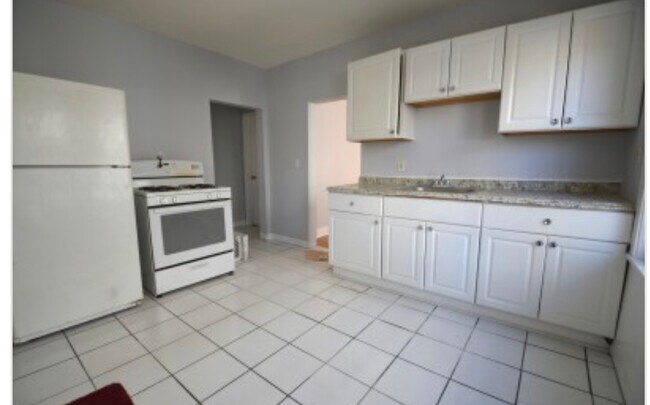 Building Photo - 32 Stellman Rd