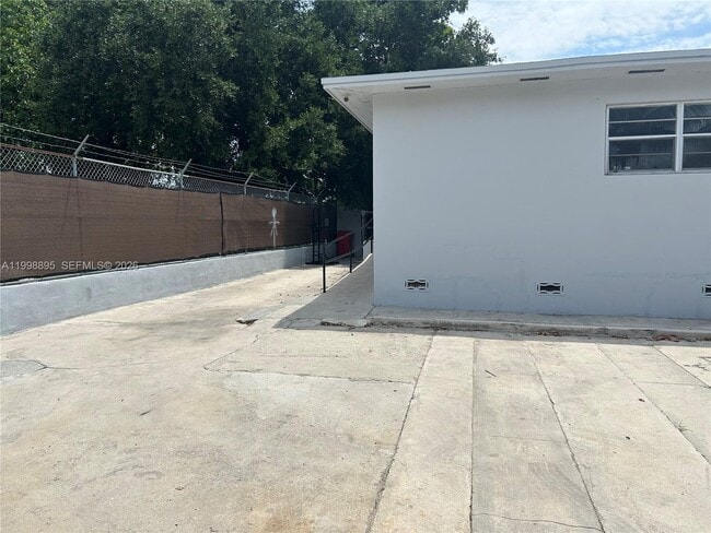 Building Photo - 13425 NW 31st Ave