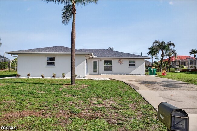 Building Photo - 27256 San Marino Dr