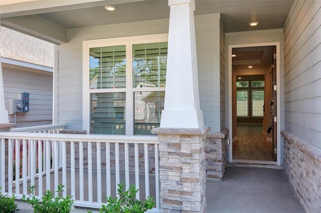 Building Photo - 16638 Tranquility Grove Dr