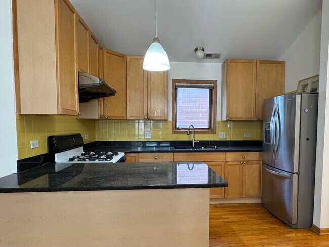 Foto del edificio - 3714 S Hermitage Ave