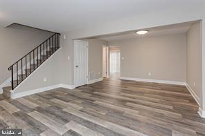 Foto del edificio - 2835 Bowes Ln