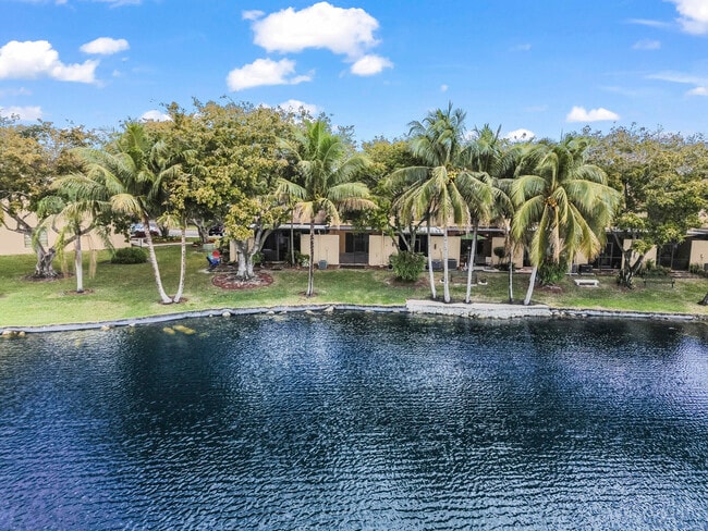 Foto del edificio - 1464 NW 97th Terrace