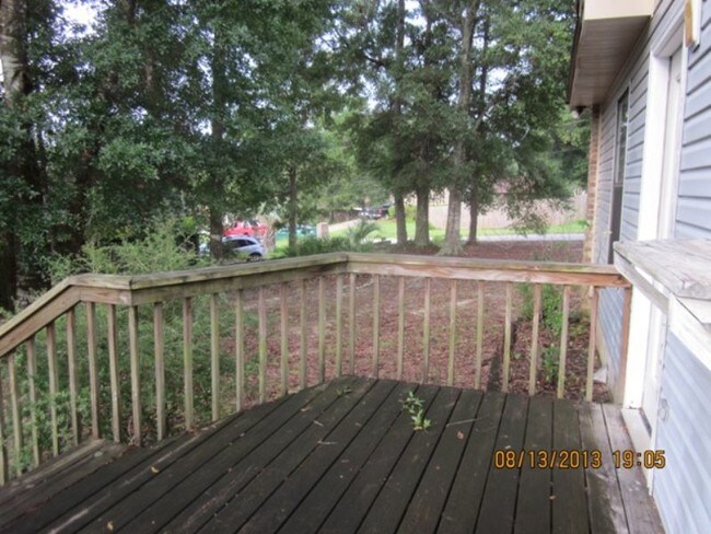 Building Photo - 4585 Tradewinds Way