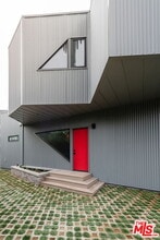 Building Photo - 340 Indiana Ave