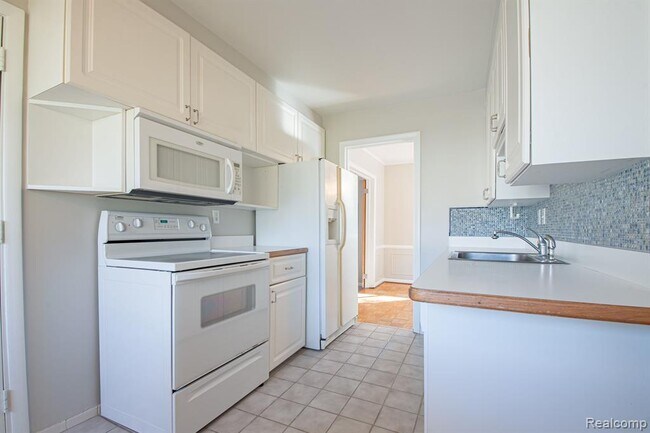 Foto del edificio - 2329 Rutherford Rd