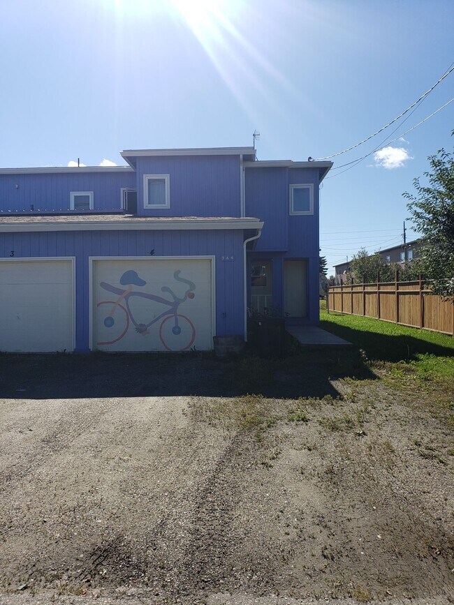1215 28th Ave, Fairbanks, AK 99701 Townhome Rentals in Fairbanks AK