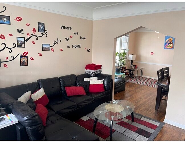 Foto del edificio - 4457 N Mcvicker Ave