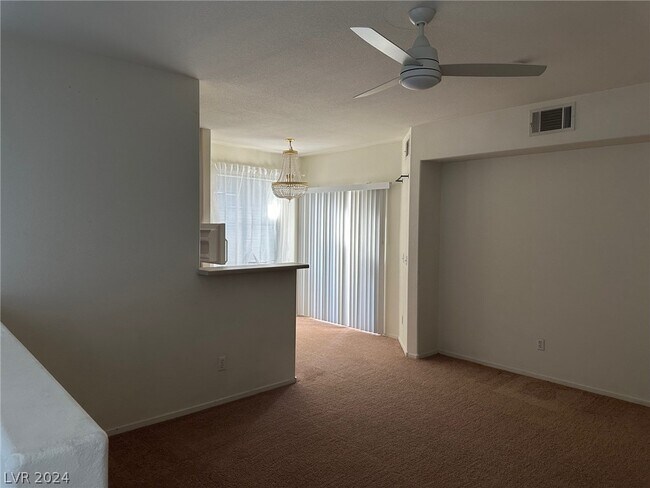Building Photo - 9050 W Warm Springs Rd