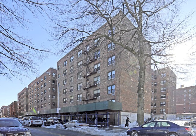 Primary Photo - 14330 Roosevelt Ave