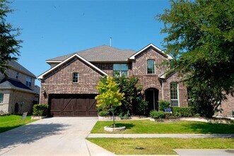 Building Photo - 13966 Clusterberry Dr