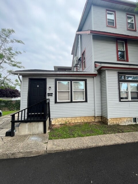 Foto principal - 412 White Horse Pike