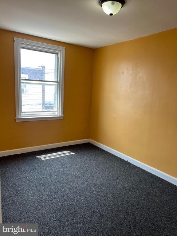 Foto del edificio - 4754 Lansing St