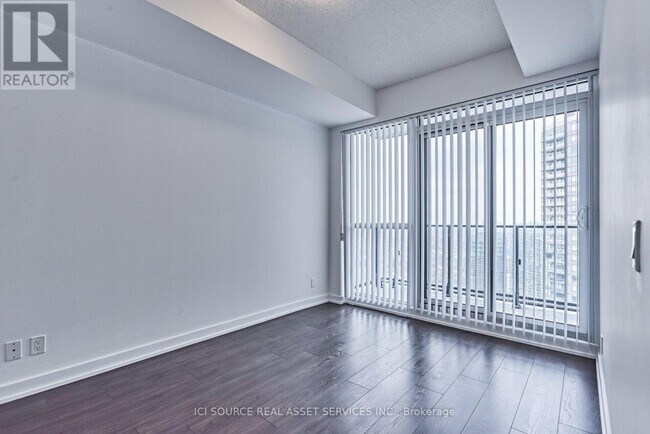 Building Photo - 2220 Lake Shore Blvd W