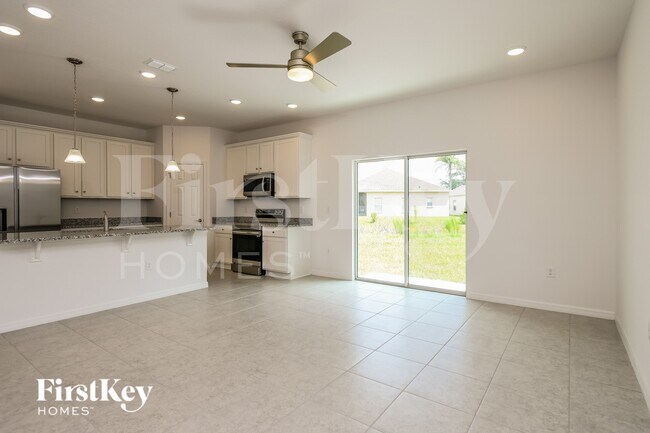 Foto del edificio - 1136 Spokane Pt