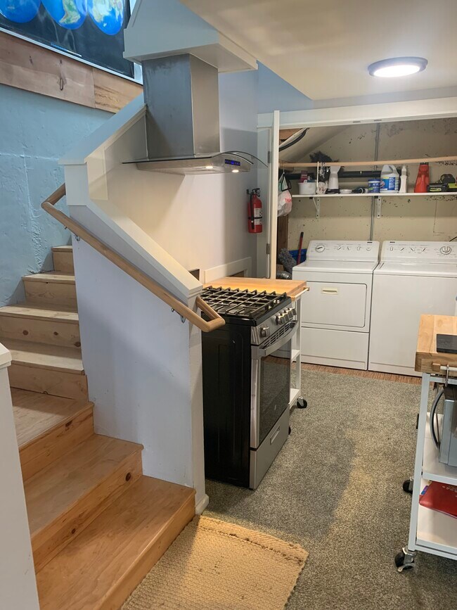 521 NW Hurbert St Unit Serendipity by the Sea, Newport, OR 97365