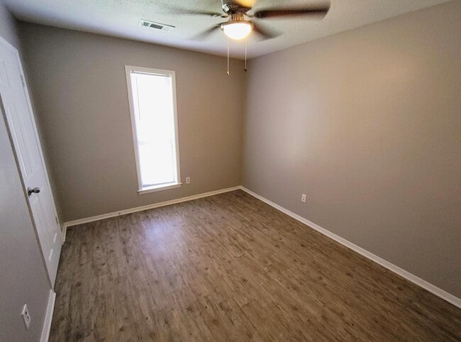 Building Photo - 6019 Whisper Valley Dr