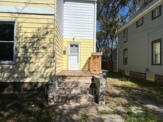 Foto del edificio - 229 Gates Ave