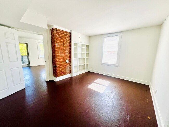 Foto del edificio - 317 West Blvd