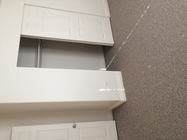 Foto del edificio - 1884 Shepard Ln