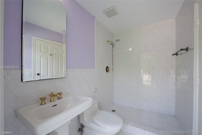 Building Photo - 5 br, 4 bath House - 6800 SW 57th Ter # 6800