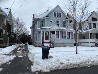 Primary Photo - 145 Summit St