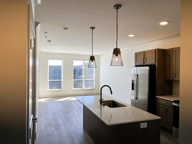 Building Photo - Lofts at Headwaters Park