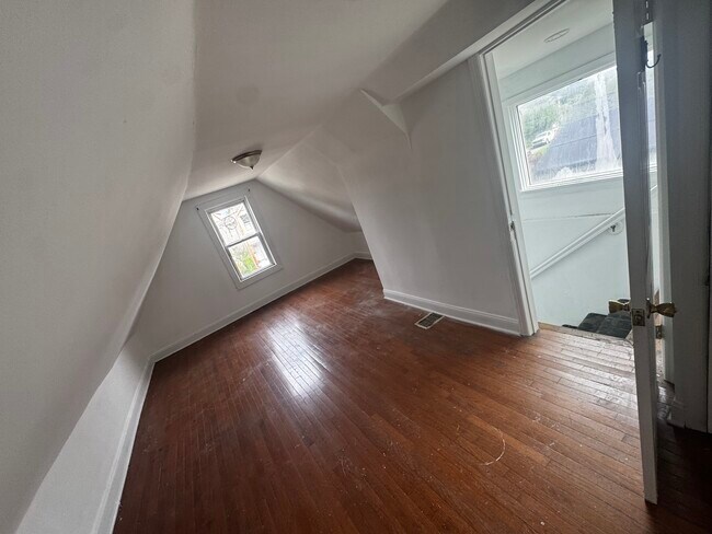 Foto del edificio - 251 Myrtle Ave