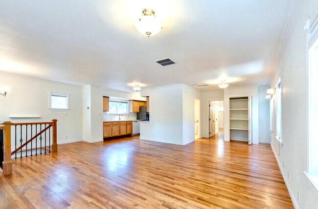 Foto del edificio - 1805 N 15th St