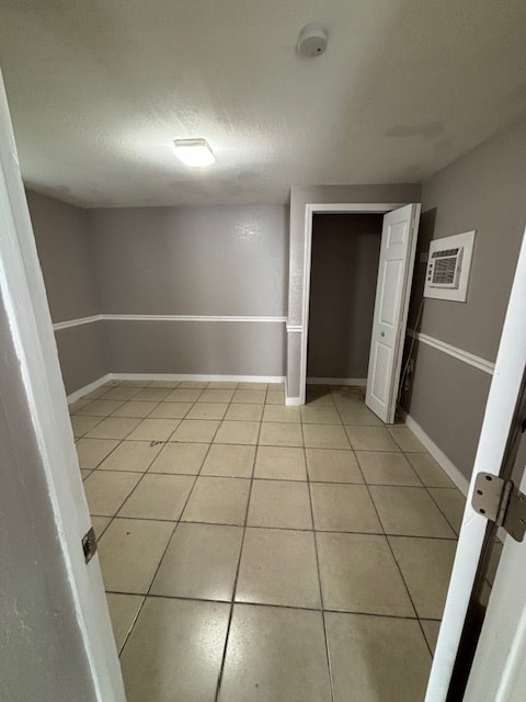 Building Photo - 1064 N Tamiami Trl