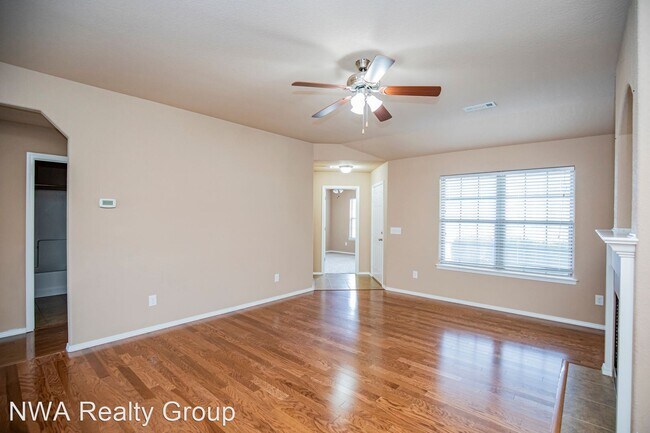 Building Photo - 4 br, 2 bath House - 5403 SW Carlisle Street
