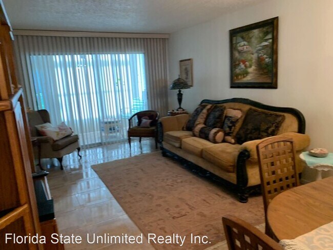 Building Photo - 2 br, 1 bath House - 4614 Lake Villa Drive