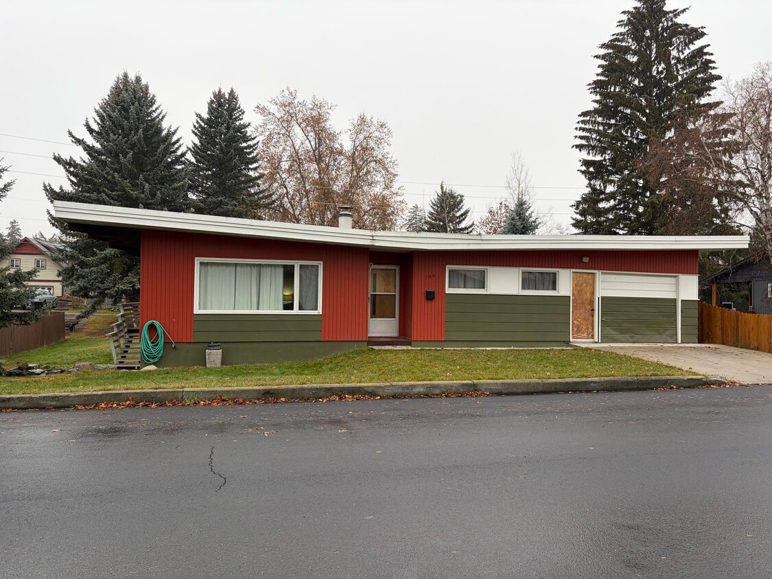 Foto principal - 708 Park Ave