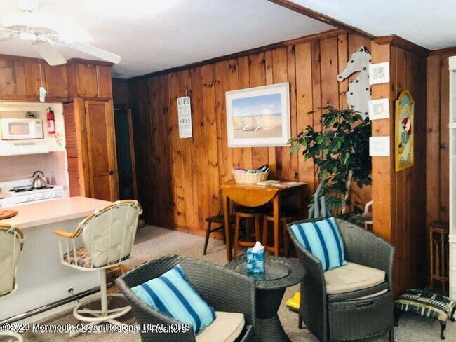 Building Photo - 34 Catalina Dr