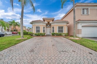 Building Photo - 16220 SW 101st Terrace