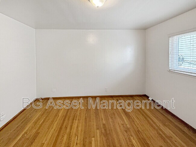 Photo - 121 Eddy St Apartment