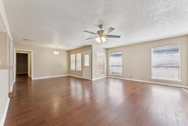 Foto del edificio - 2613 Alcott Ln