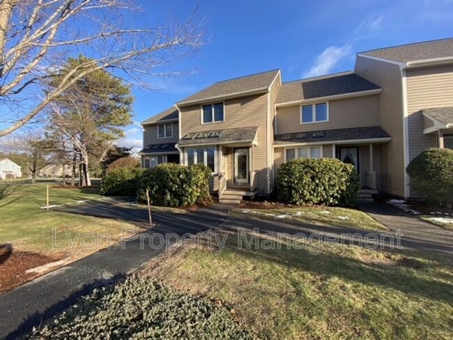Building Photo - 404 Maple Brook Rd