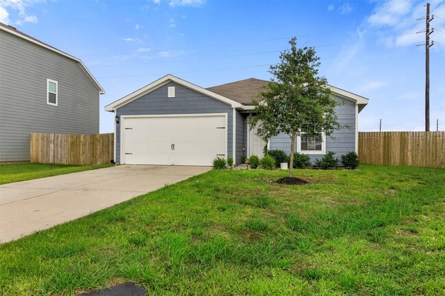 Building Photo - 5502 Sapphire Lagoon Rd