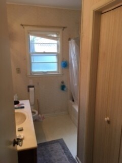 Foto del edificio - 3 Bedroom + Large Study Available August 2...
