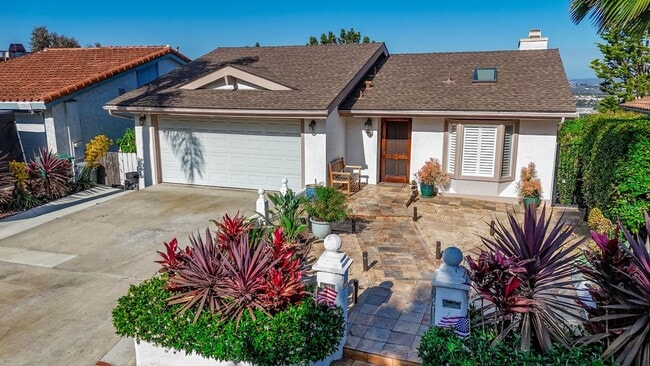 Building Photo - Beautiful 4 bed/2.5 bath house in Del Mar