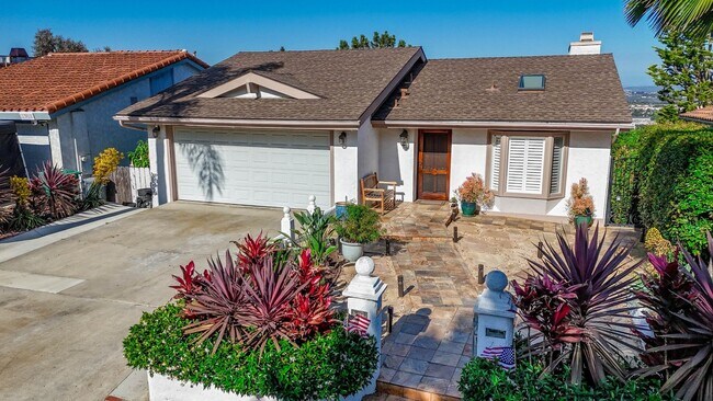 Foto del edificio - Beautiful 4 bed/2.5 bath house in Del Mar
