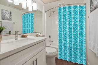 Interior Photo - Masselin Park West