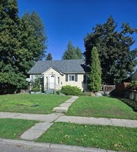 Building Photo - 1405 E Front Ave