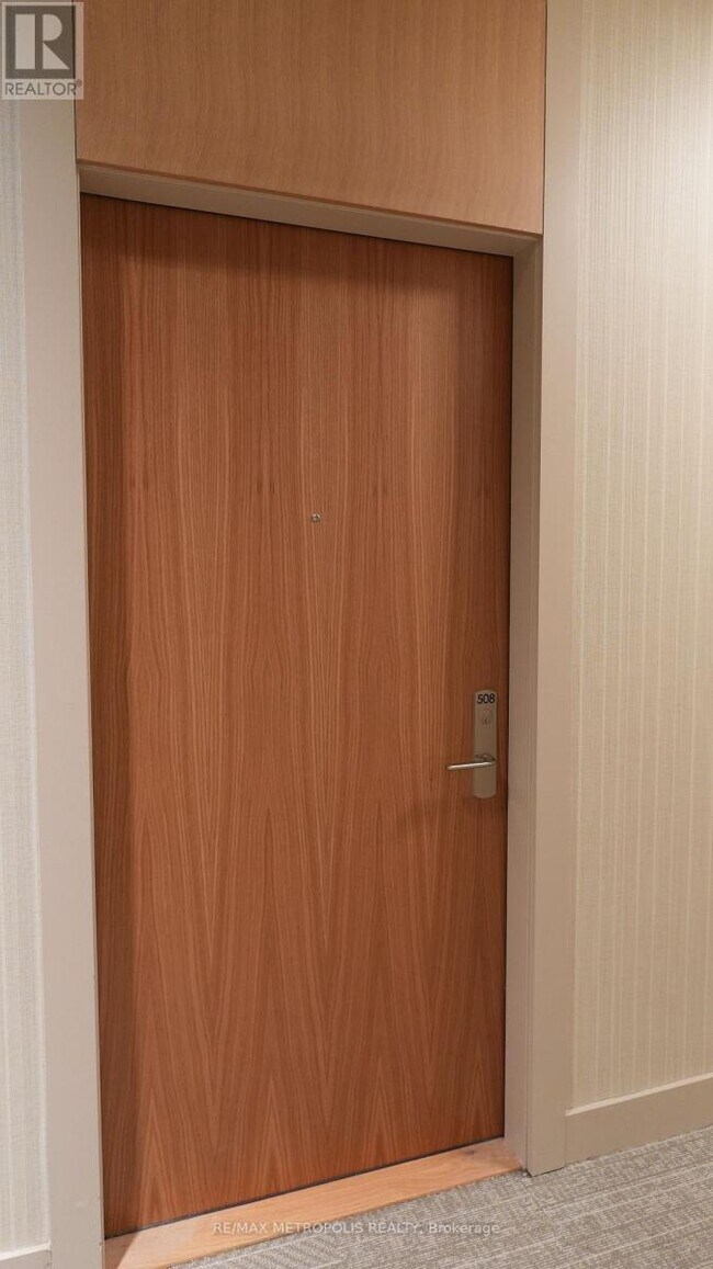 Building Photo - 8960 Jane St