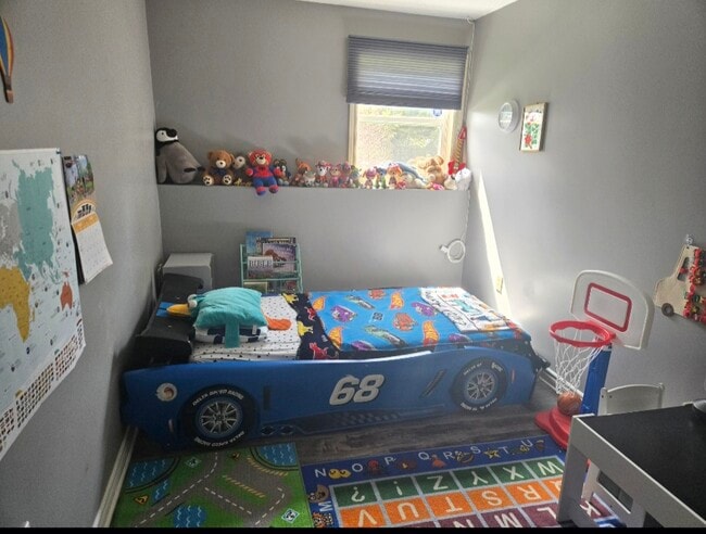 Bedroom 1 - 75 Collins Grv