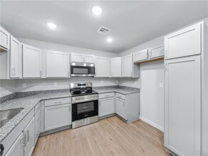 Building Photo - 6307 NW Kathleen St