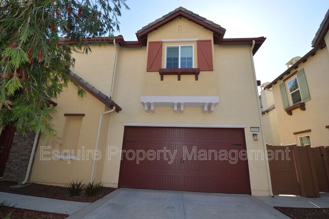 Building Photo - 1608 Range Rd
